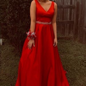 Dave and Johnny prom dress size 5/6
